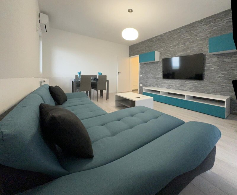 Grand Kristal, Metalurgiei, apartament generos 3 camere 110 mp.