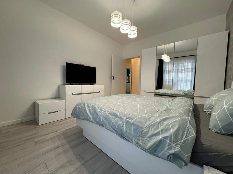 Grand Kristal, Metalurgiei, apartament generos 3 camere 110 mp.