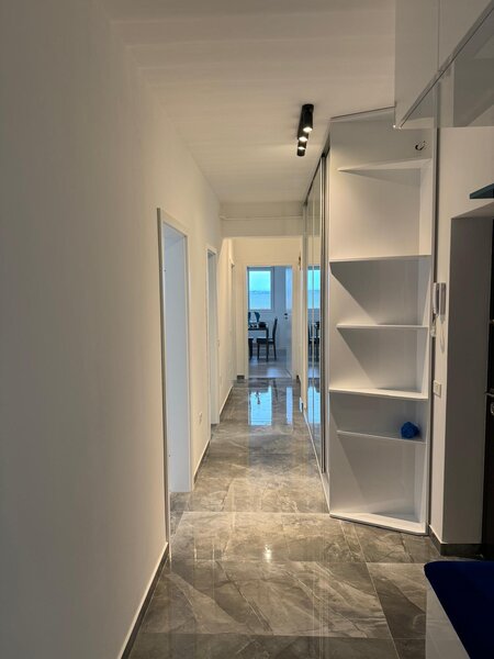 Grand Kristal, Metalurgiei, apartament generos 3 camere 110 mp.